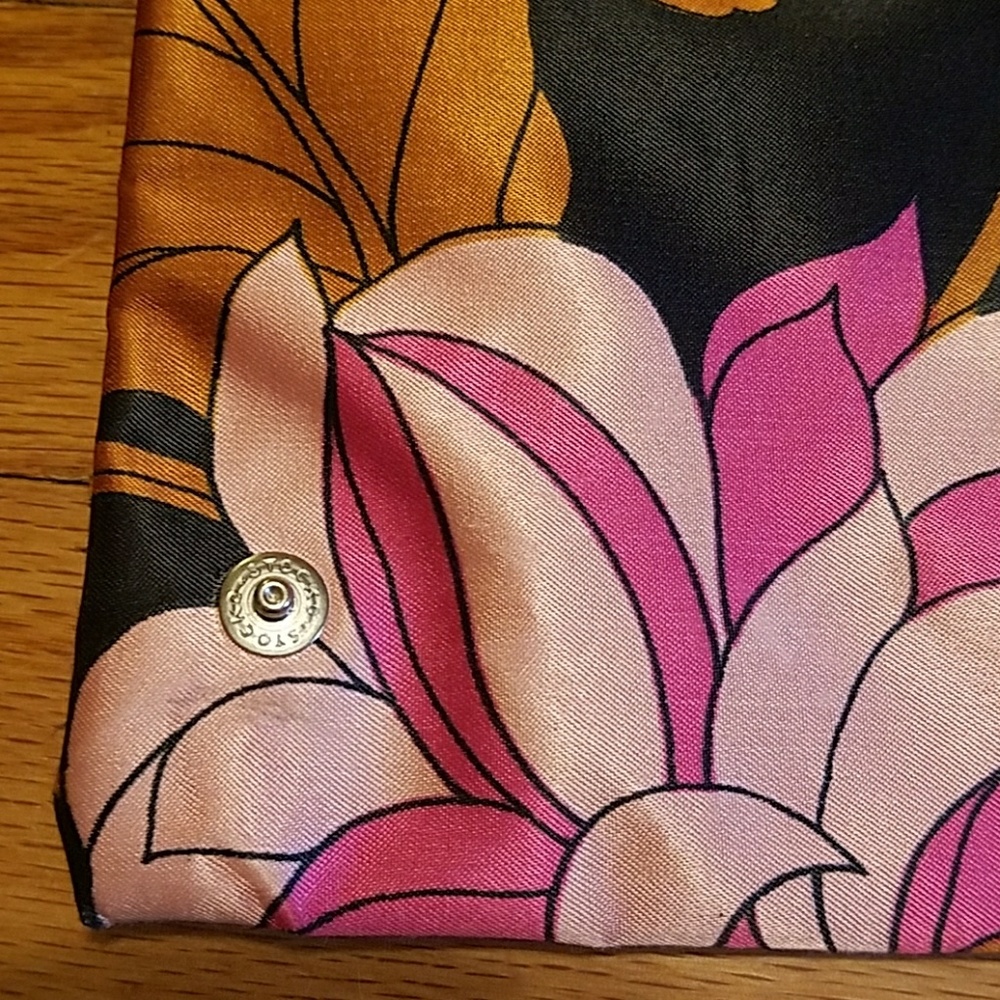 Colorful Vintage Handbag - Picture 5 of 6